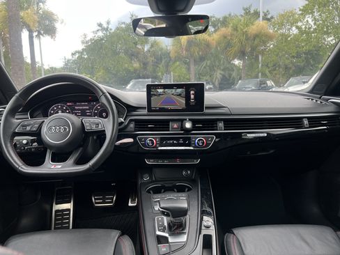 Used 2018 Audi A4 2.0T Prestige w/ Prestige Package AWD/4WD image 29