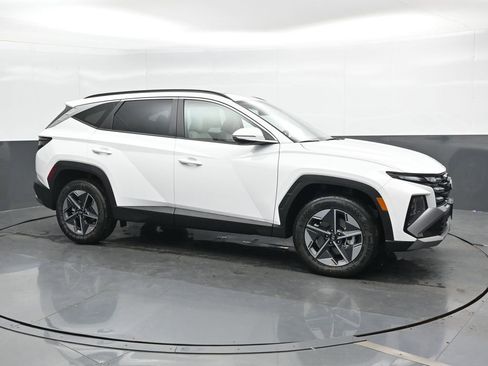 Used 2026 Hyundai Tucson SEL AWD/4WD image 3