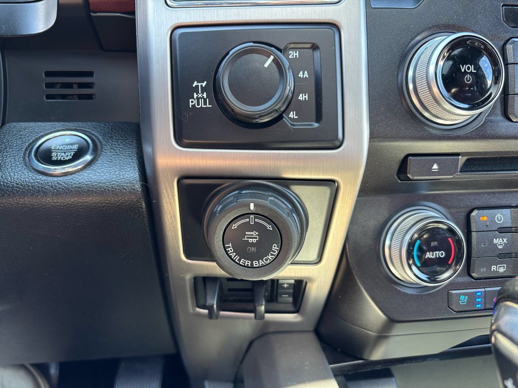 Used 2018 Ford F150 Platinum w/ FX4 Off-Road Package AWD/4WD image 55