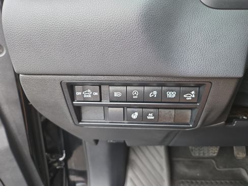 Used 2023 Toyota Tundra Limited AWD/4WD image 28