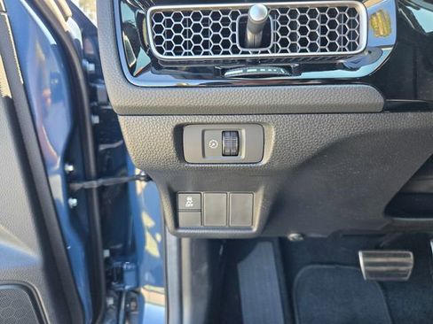 Used 2025 Honda Civic Sport image 20