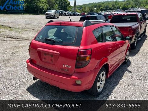 Used 2006 Pontiac Vibe w/ Preferred Package FWD image 2