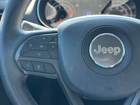 Used 2020 Jeep Cherokee Trailhawk image 21