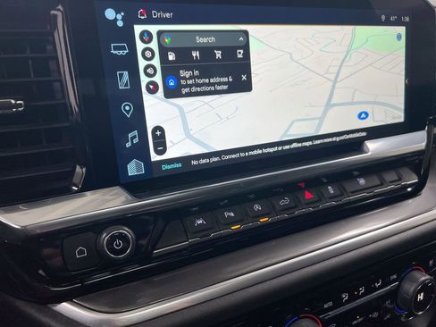 Used 2025 Chevrolet Silverado 1500 High Country w/ Technology Package image 15