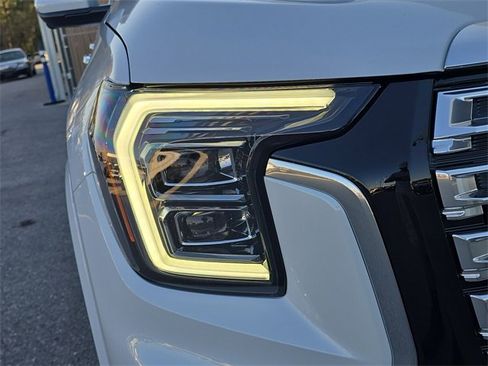 New 2026 GMC Terrain Denali image 11