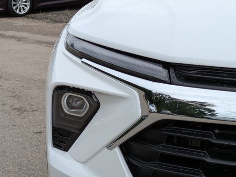 New 2026 Chevrolet TrailBlazer LT w/ Convenience Package FWD image 10