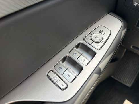 Used 2025 Hyundai Palisade SEL FWD image 38