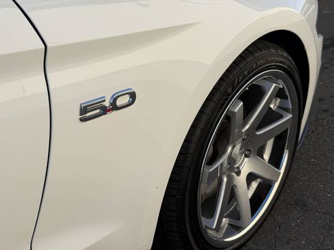 Used 2018 Ford Mustang GT Premium w/ Enhanced Security Package RWD image 11