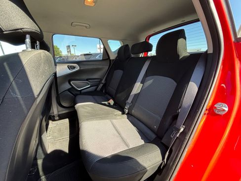 Used 2024 Kia Soul LX FWD image 19
