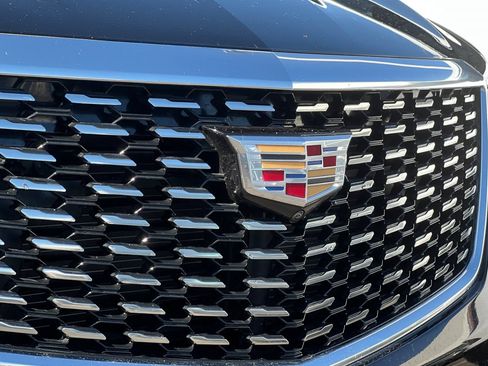 Used 2025 Cadillac XT5 Premium Luxury w/ Technology Package AWD/4WD image 45