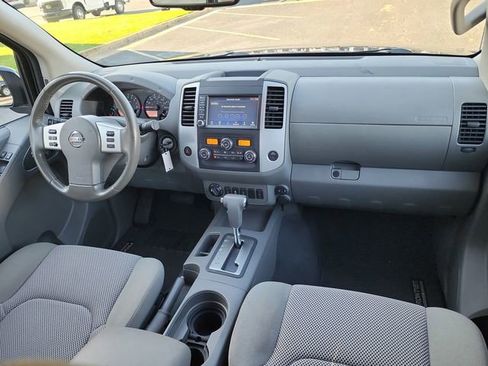 Used 2019 Nissan Frontier SV w/ Value Truck Package image 13