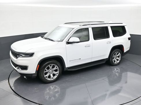 Used 2022 Jeep Wagoneer Series I w/ Convenience Group I image 12