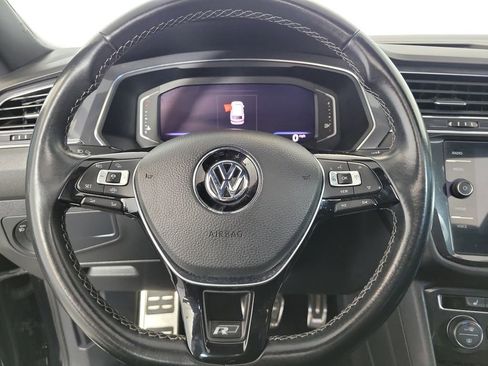 Used 2019 Volkswagen Tiguan SEL Premium R-Line image 15