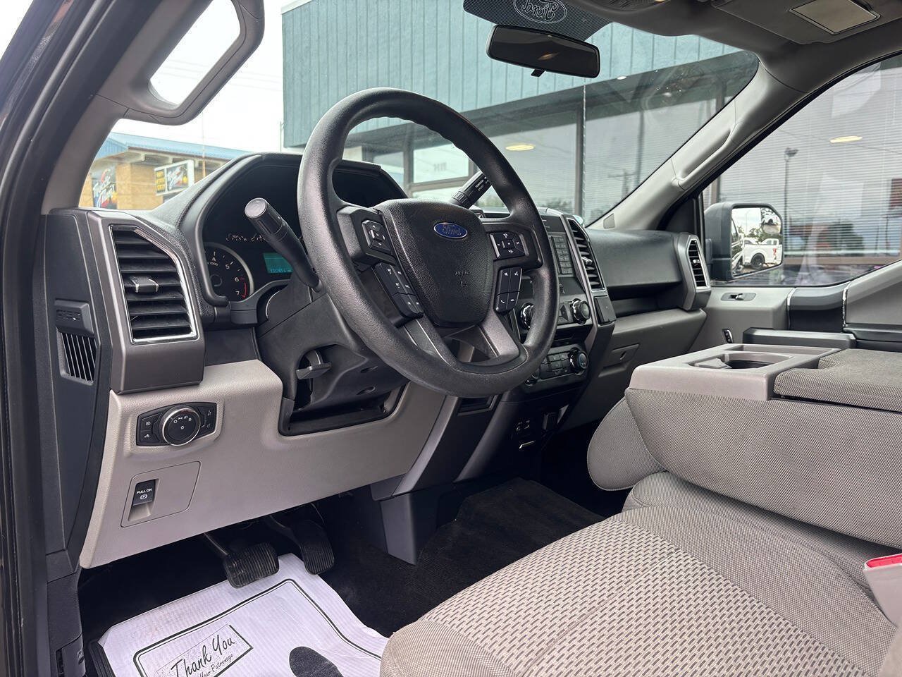 Used 2015 Ford F150 XLT AWD/4WD image 18