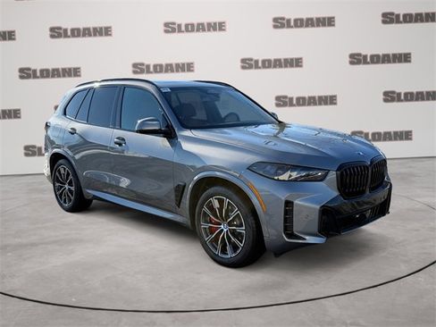 New 2026 BMW X5 xDrive50e image 7