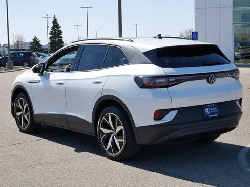 Used 2023 Volkswagen ID.4 Pro S image 5