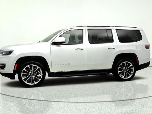 Used 2022 Jeep Wagoneer Series II w/ Premium Group I AWD/4WD image 8