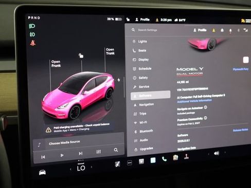Used 2023 Tesla Model Y Performance AWD/4WD image 30