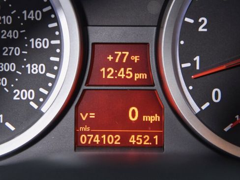 Used 2009 BMW M3 Sedan RWD image 21
