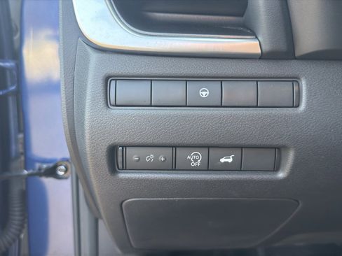 Certified 2023 Nissan Rogue SV w/ SV Premium B Package image 20