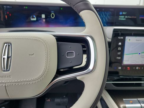 New 2026 Lincoln Nautilus Black Label image 25