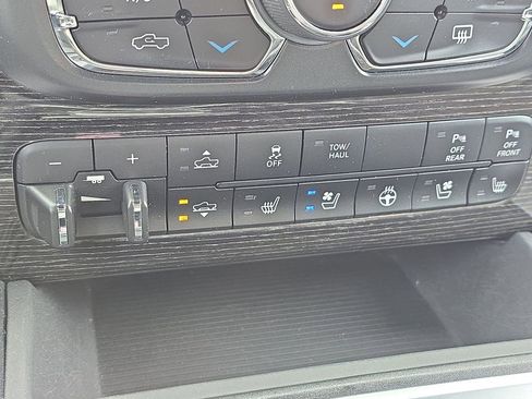 Used 2016 RAM 1500 Limited image 45