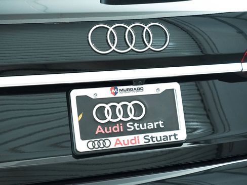 New 2025 Audi Q7 3.0T Prestige image 17