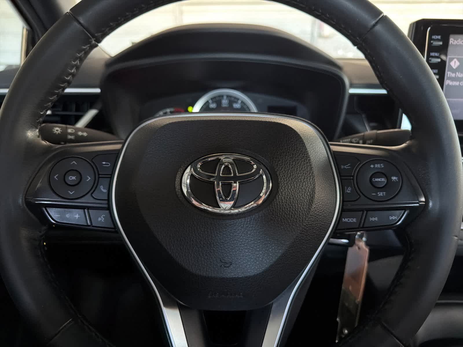 Used 2022 Toyota Corolla SE w/ Carpet Mat Package (TMS) FWD image 23
