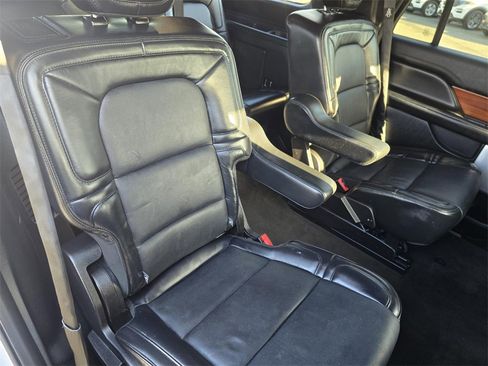 Used 2019 Lincoln Navigator Reserve w/ Cargo Package image 28