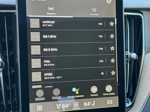 New 2026 Volvo XC60 B5 Plus w/ Climate Package image 15