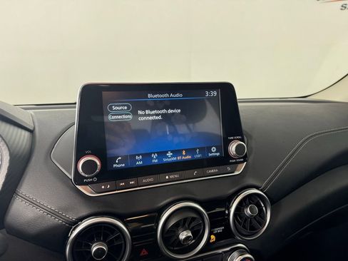 Used 2024 Nissan Sentra SV image 17