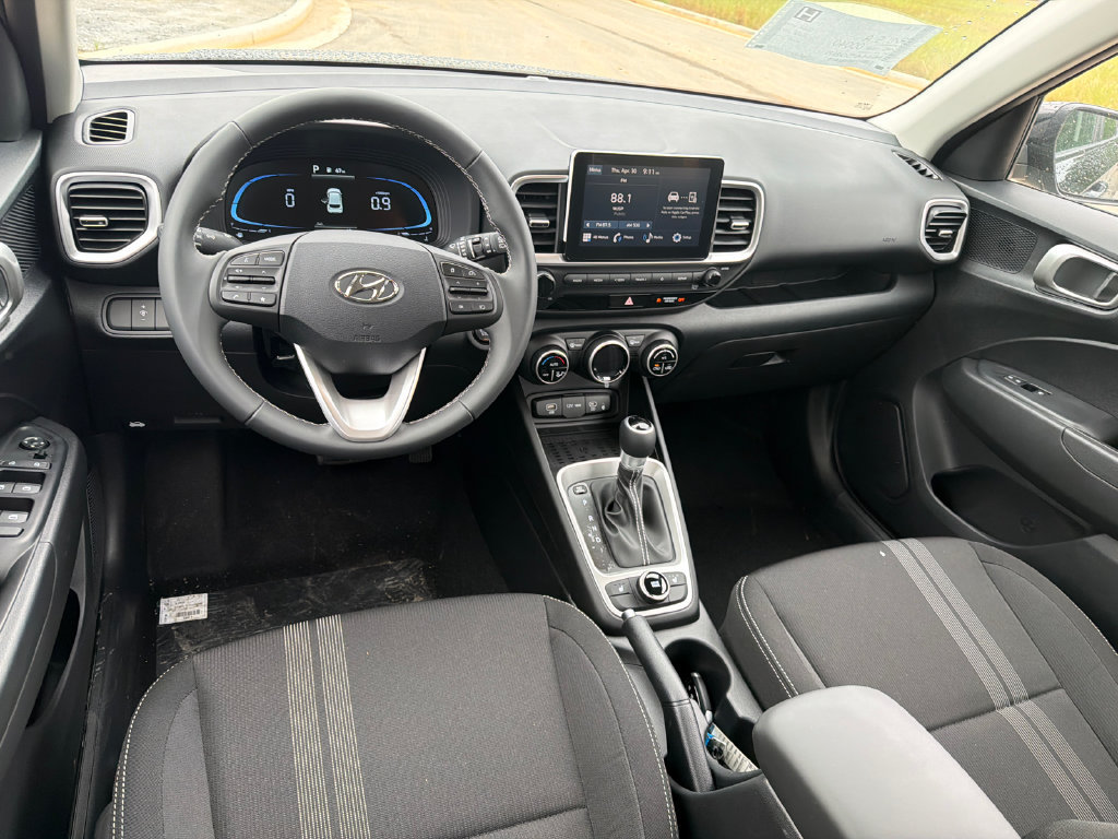 New 2026 Hyundai Venue SEL FWD image 23