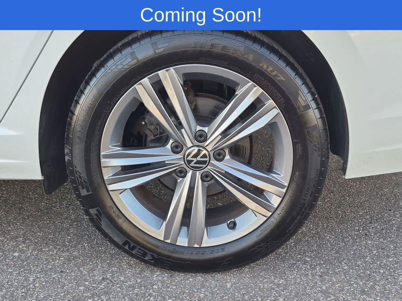 Used 2023 Volkswagen Jetta SE FWD image 13