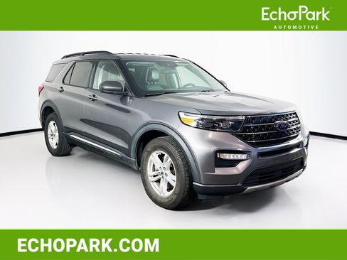 Used 2021 Ford Explorer XLT w/ Equipment Group 202A AWD/4WD image 1