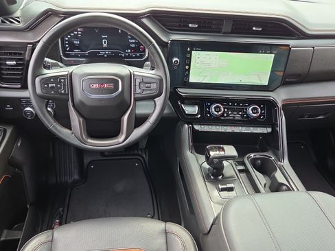 Certified 2025 GMC Sierra 1500 AT4 w/ Technology Package AWD/4WD image 11