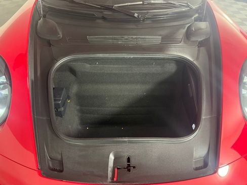 Certified 2025 Porsche 911 Carrera image 17