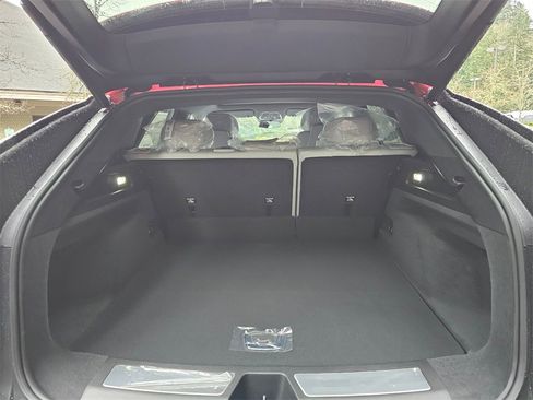 New 2026 Cadillac Lyriq Sport image 17