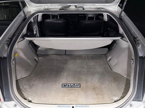 Used 2012 Toyota Prius Plug-In Hybrid image 19