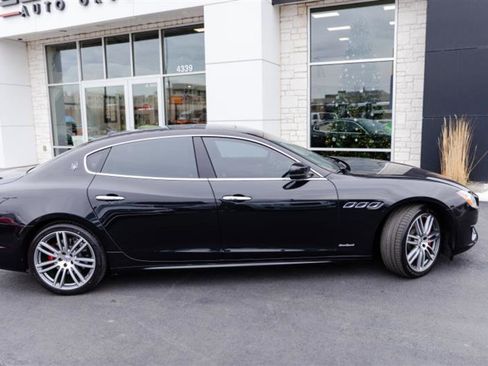 Used 2017 Maserati Quattroporte S GranSport Q4 image 6