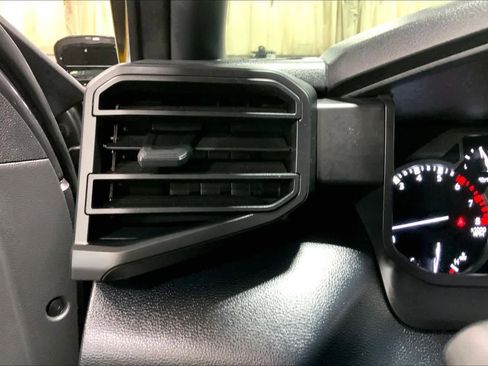 Used 2025 Toyota Tundra SR5 w/ SR5 Convenience Package image 34