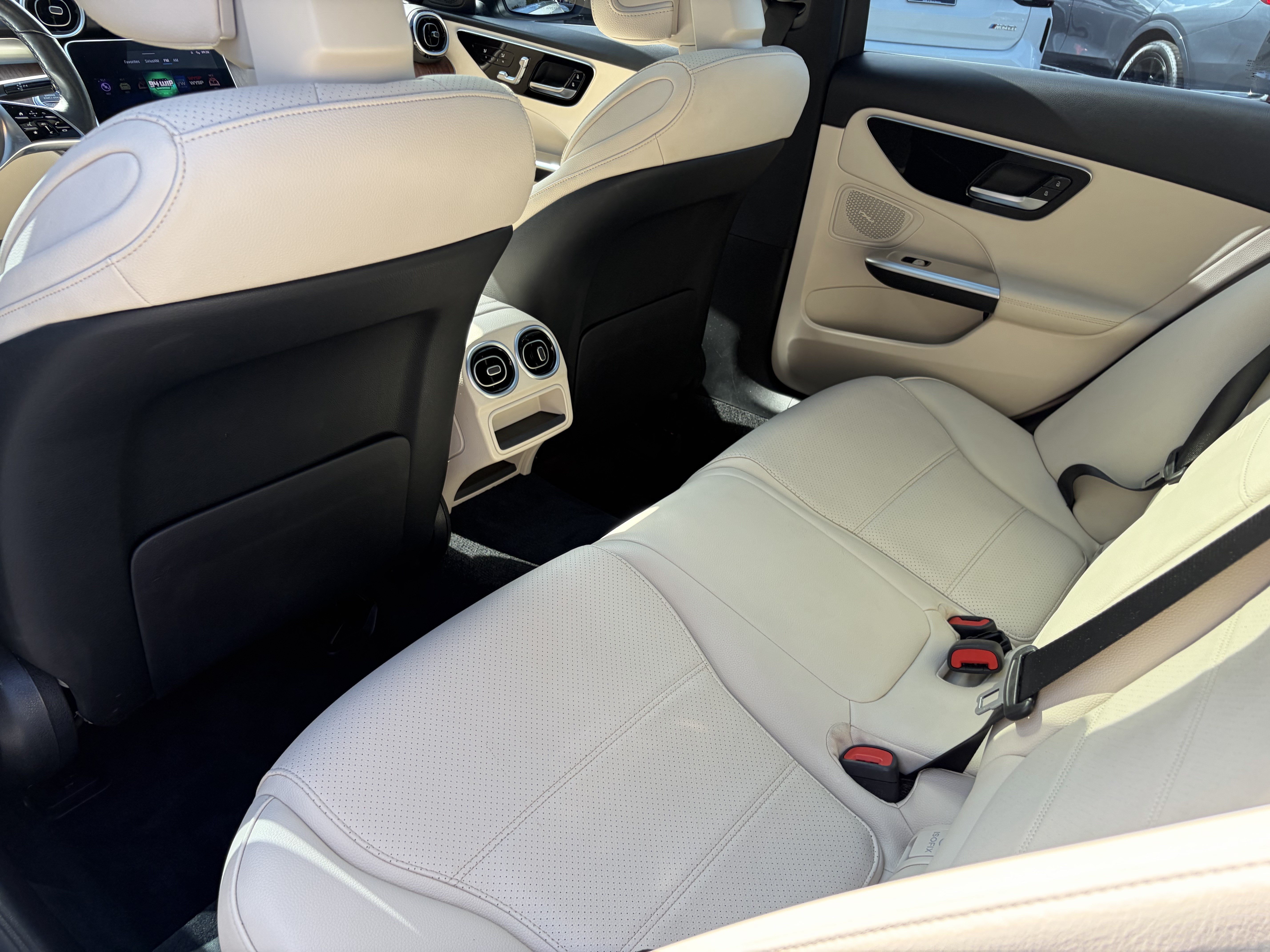 Used 2022 Mercedes-Benz C 300 4MATIC Sedan image 16