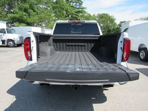 Used 2023 GMC Sierra 1500 Denali w/ Denali Reserve Package AWD/4WD image 38