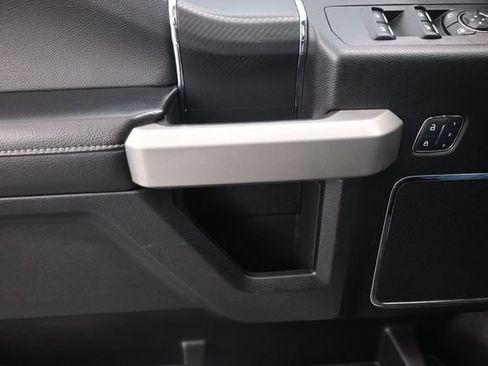 Used 2018 Ford F150 Lariat w/ Equipment Group 502A Luxury AWD/4WD image 26