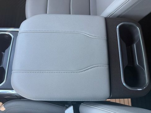 Used 2024 Chevrolet Silverado 3500 LTZ w/ LTZ Convenience Package image 19