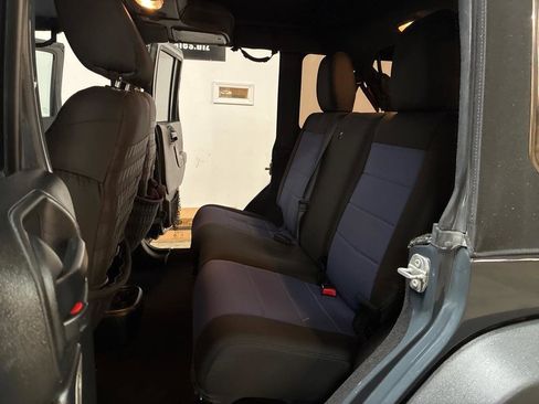 Used 2017 Jeep Wrangler Unlimited Sport w/ Quick Order Package 24S image 23