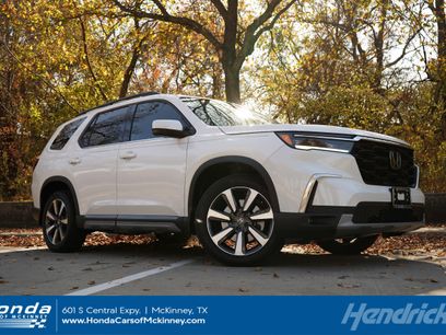 Certified 2025 Honda Pilot Touring