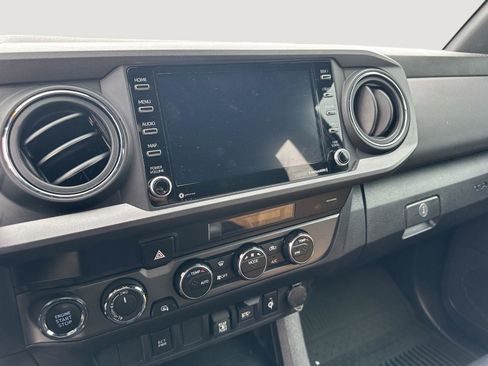 Used 2023 Toyota Tacoma TRD Off-Road image 12