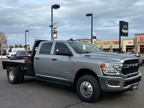 Used 2021 RAM 3500 Tradesman image 1