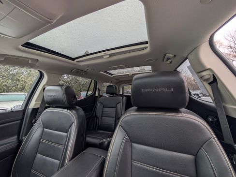 Used 2021 GMC Acadia Denali w/ Denali Ultimate Package image 7