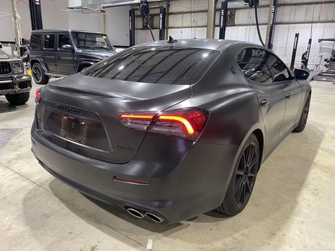 Used 2021 Maserati Ghibli S RWD image 15